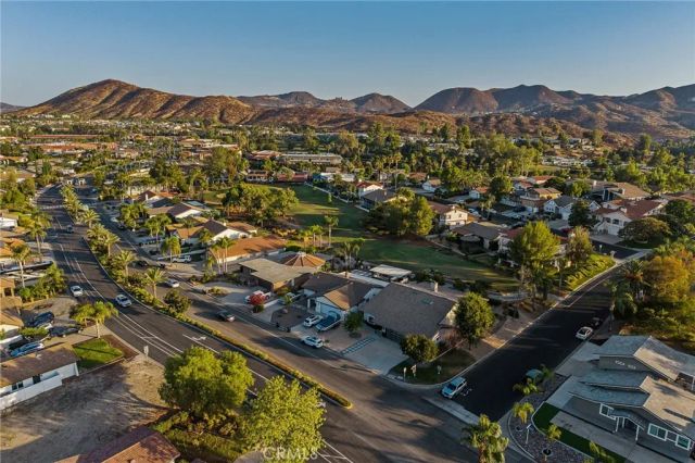 23137 Canyon Lake South, Canyon Lake, CA 92587
