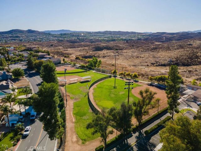 23137 Canyon Lake South, Canyon Lake, CA 92587