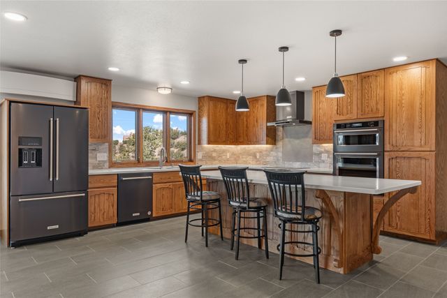 15 Coyote Run, Placitas, NM 87043