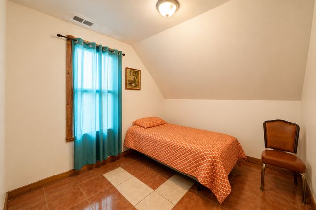 5134 S Wolcott Avenue, Chicago, IL 60609