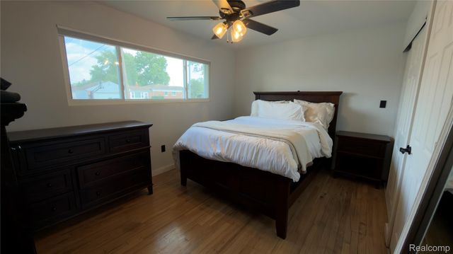 8127 Gary Avenue, Westland, MI 48185