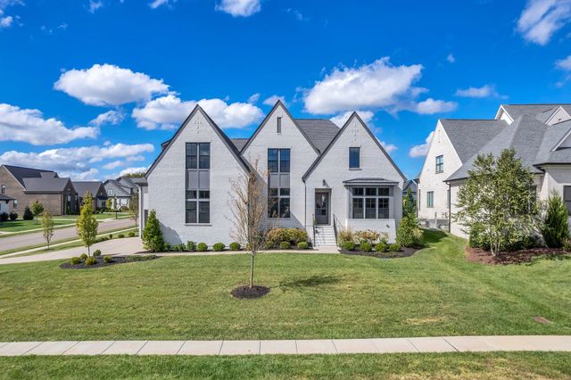 6043 Porters Union Way, Arrington, TN 37014