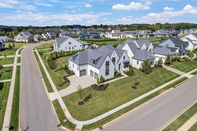 6043 Porters Union Way, Arrington, TN 37014