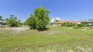 4744 NW 40th AVE, Cape Coral, FL 33993