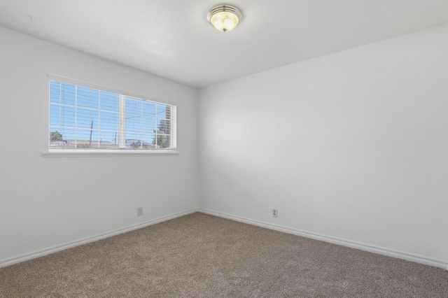 199 Dorman Ave, Yuba City, CA 95991