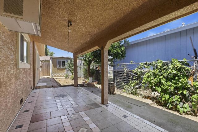 199 Dorman Ave, Yuba City, CA 95991
