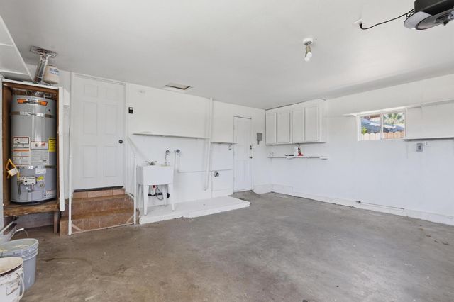 199 Dorman Ave, Yuba City, CA 95991