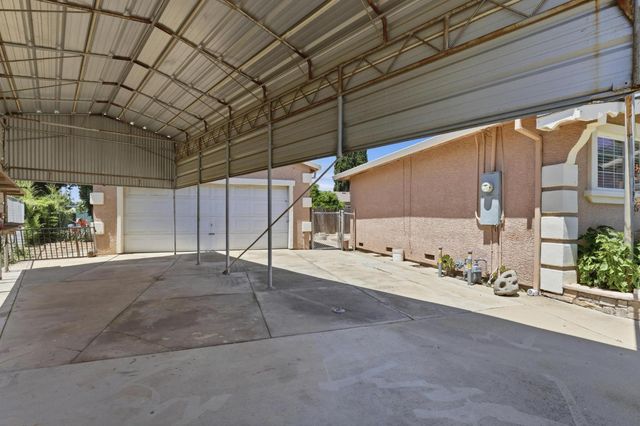199 Dorman Ave, Yuba City, CA 95991