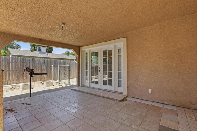 199 Dorman Ave, Yuba City, CA 95991
