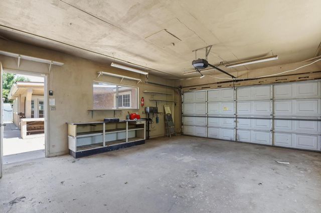 199 Dorman Ave, Yuba City, CA 95991