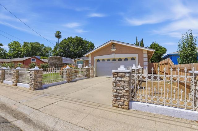 199 Dorman Ave, Yuba City, CA 95991