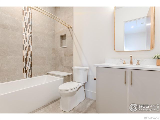 7572 Raphael Lane, Littleton, CO 80125