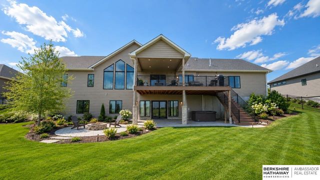 6682 56th Avenue, Columbus, NE 68601