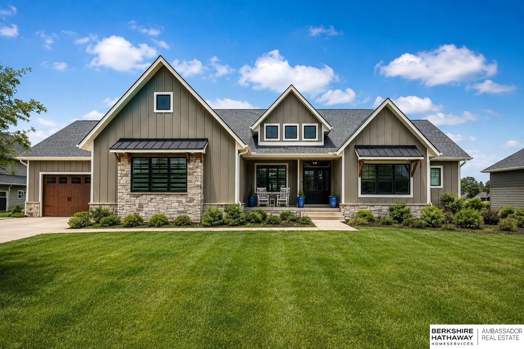 6682 56th Avenue, Columbus, NE 68601