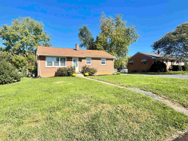 231 HOWARD AVE, Waynesboro, VA 22980