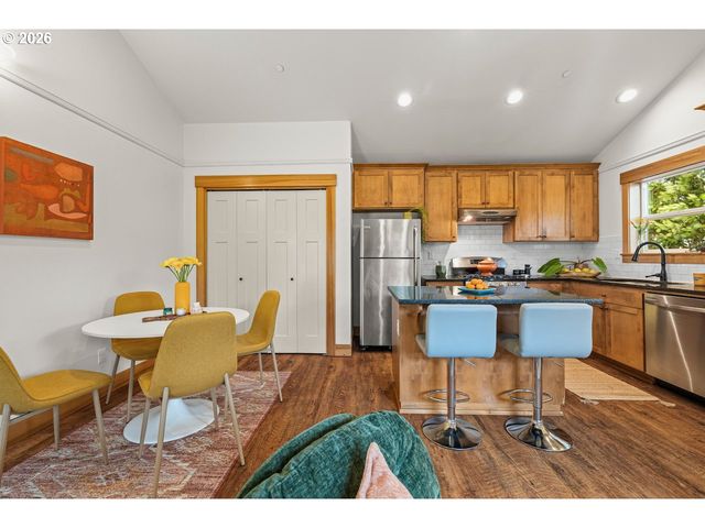 5536 Ne ALBERTA St, Portland, OR 97218