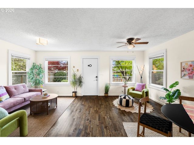 5536 Ne ALBERTA St, Portland, OR 97218