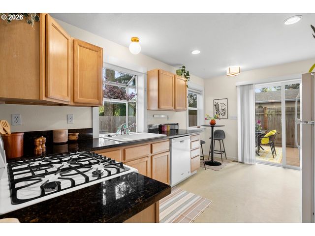 5536 Ne ALBERTA St, Portland, OR 97218