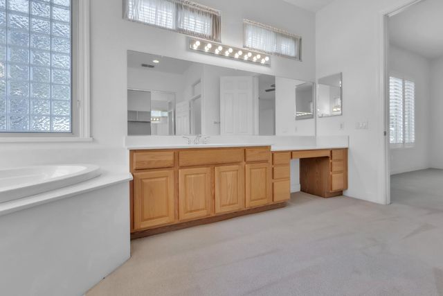 1800 Prairie View Ln, Lincoln, CA 95648