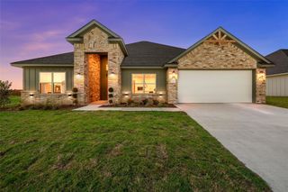 1337 Red Rock Road, Hewitt, TX 76643