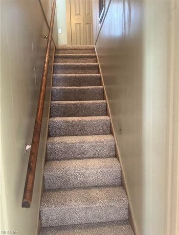 635 Newport News AVE, Hampton, VA 23669