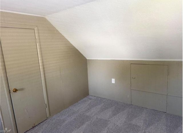 635 Newport News AVE, Hampton, VA 23669