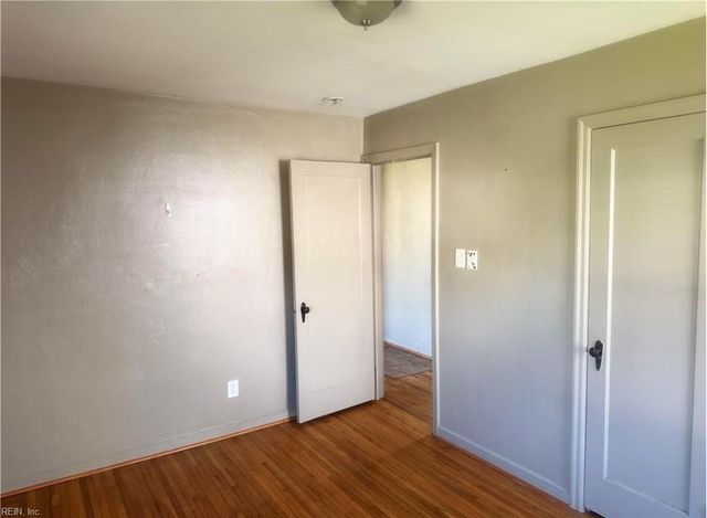 635 Newport News AVE, Hampton, VA 23669
