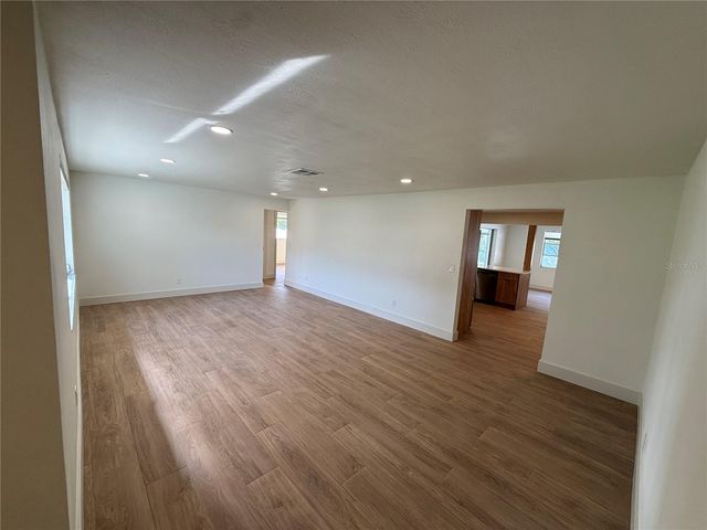 1760 GEORGIA AVENUE NE, St Petersburg, FL 33703