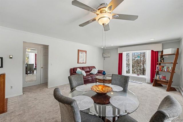 11869 Shenandoah Drive 4, South Lyon, MI 48178