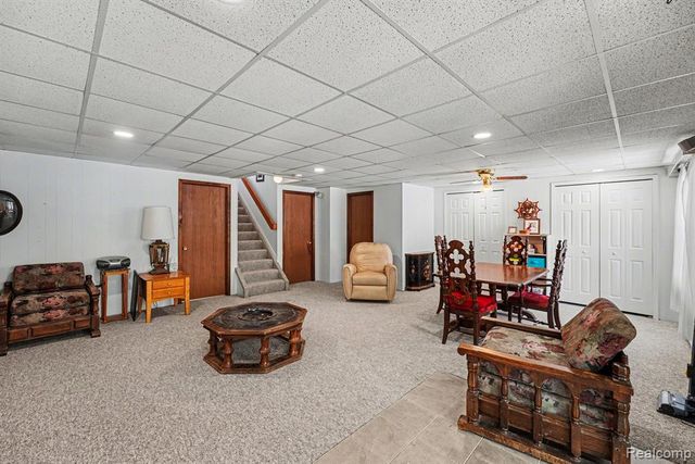 11869 Shenandoah Drive 4, South Lyon, MI 48178