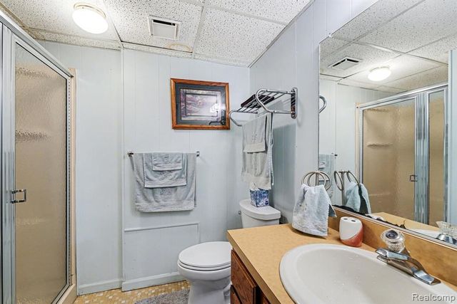 11869 Shenandoah Drive 4, South Lyon, MI 48178