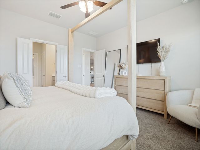 1612 Reed Drive, Krum, TX 76249