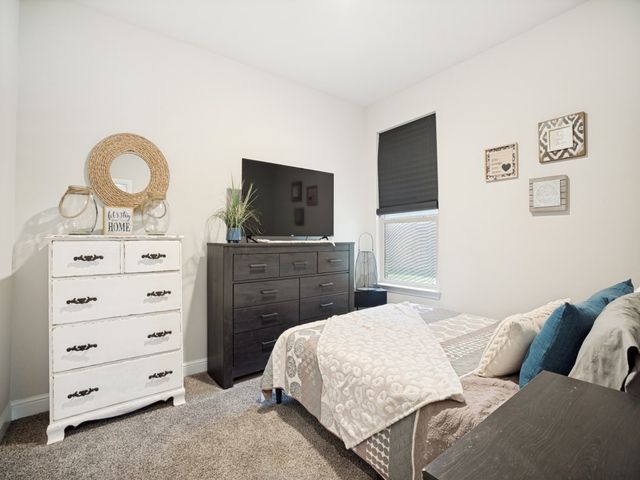 1612 Reed Drive, Krum, TX 76249