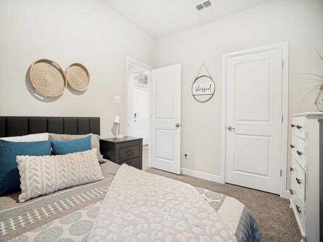 1612 Reed Drive, Krum, TX 76249
