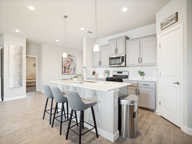 1612 Reed Drive, Krum, TX 76249