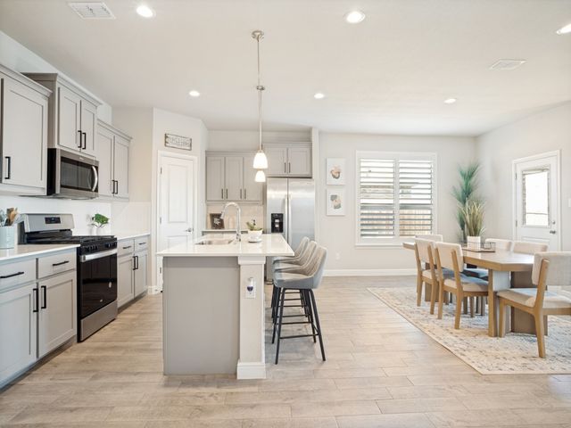 1612 Reed Drive, Krum, TX 76249