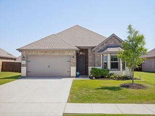 1612 Reed Drive, Krum, TX 76249