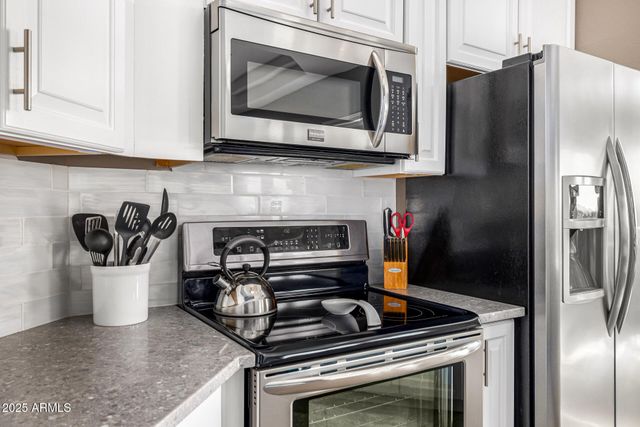 8245 E BELL Road 217, Scottsdale, AZ 85260