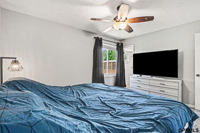 15721 Decatur Street, Omaha, NE 68118