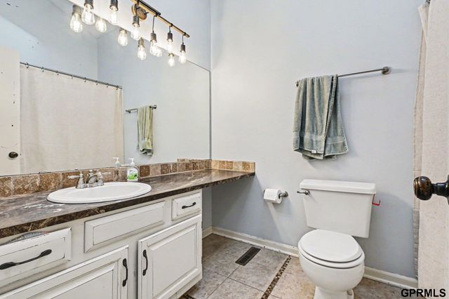 15721 Decatur Street, Omaha, NE 68118