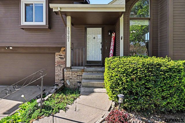 15721 Decatur Street, Omaha, NE 68118