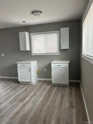 27223 Adelein Drive, Southfield, MI 48033