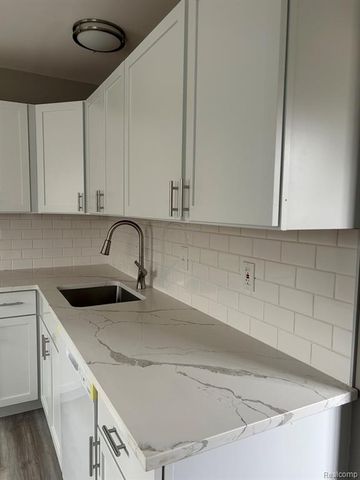 27223 Adelein Drive, Southfield, MI 48033