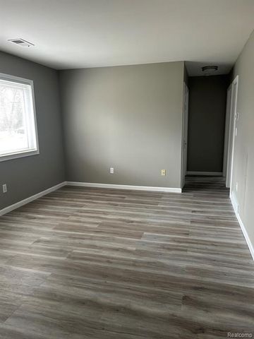 27223 Adelein Drive, Southfield, MI 48033