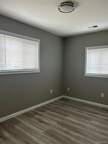 27223 Adelein Drive, Southfield, MI 48033