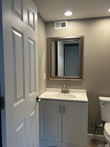 27223 Adelein Drive, Southfield, MI 48033