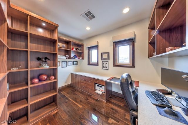 35 Stonemark Drive, Henderson, NV 89052