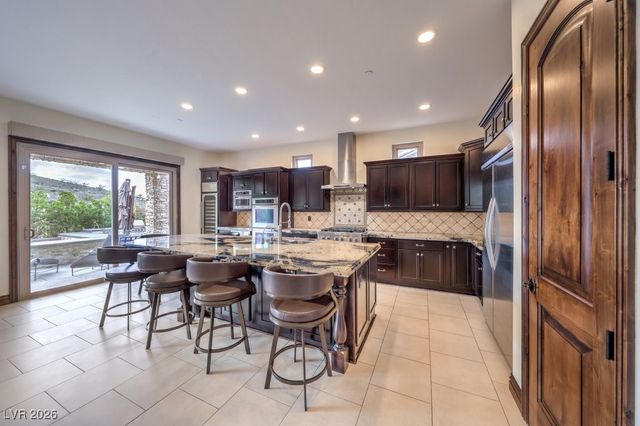 35 Stonemark Drive, Henderson, NV 89052