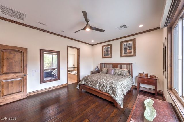 35 Stonemark Drive, Henderson, NV 89052