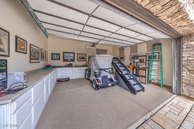 35 Stonemark Drive, Henderson, NV 89052